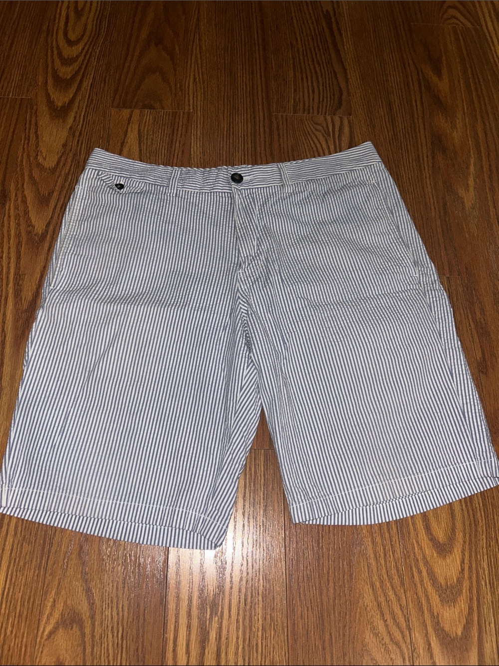 Maide Golf by Bonobos Blue & White Striped Seersucker Chino Shorts Sz 32